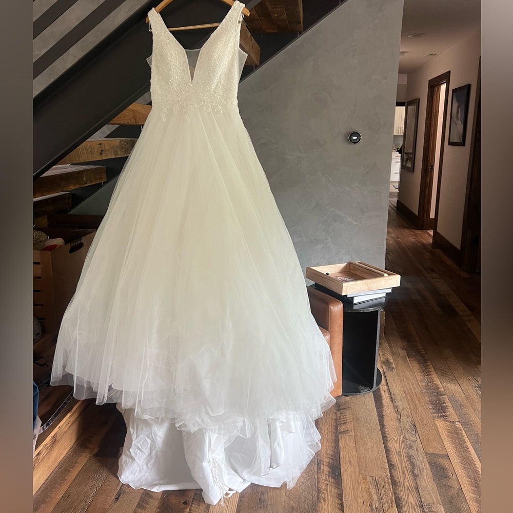 Tulle Wedding Dress - size 10